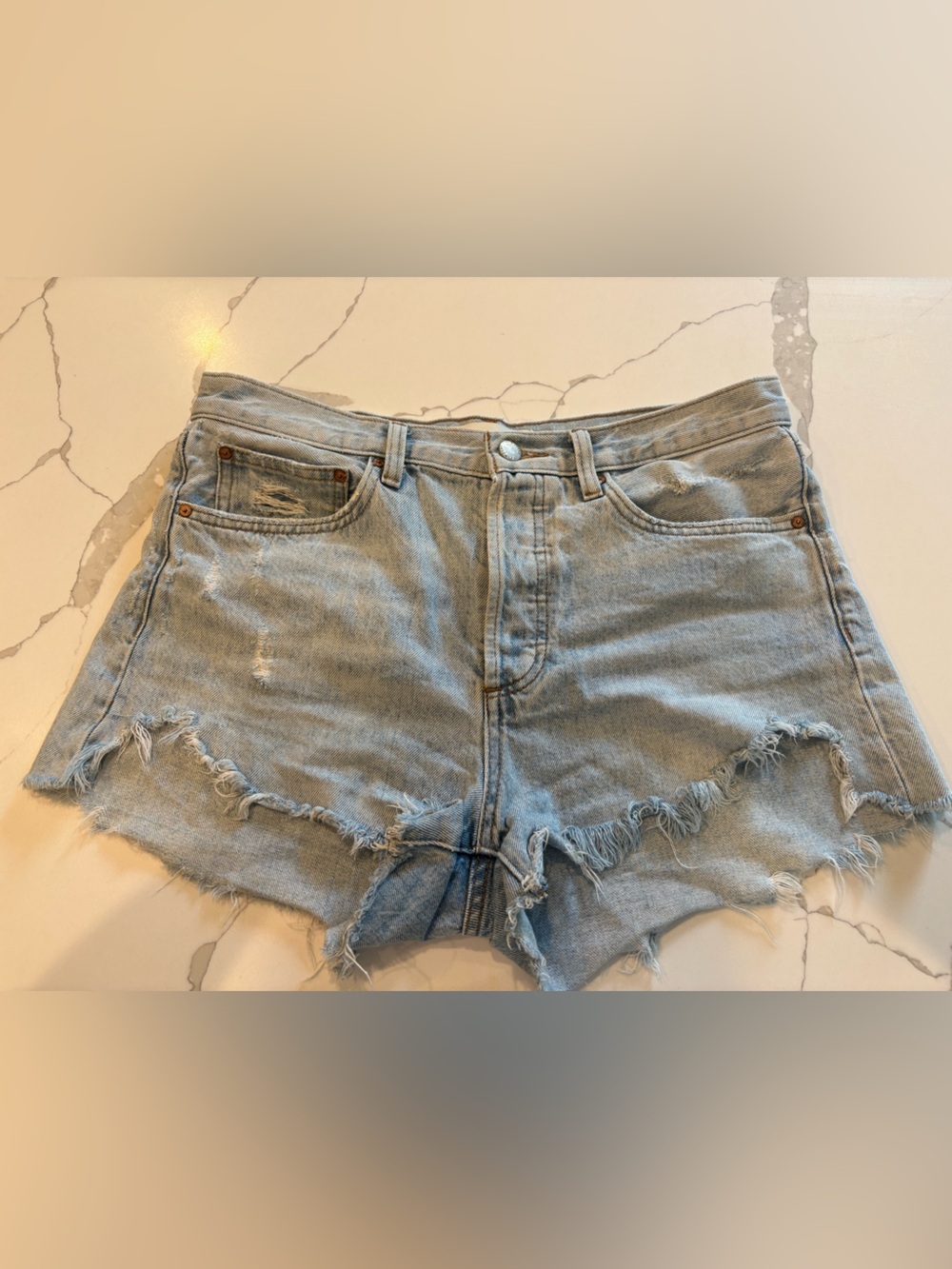 Denim Forum THE EX BOYFRIEND SHORT 28